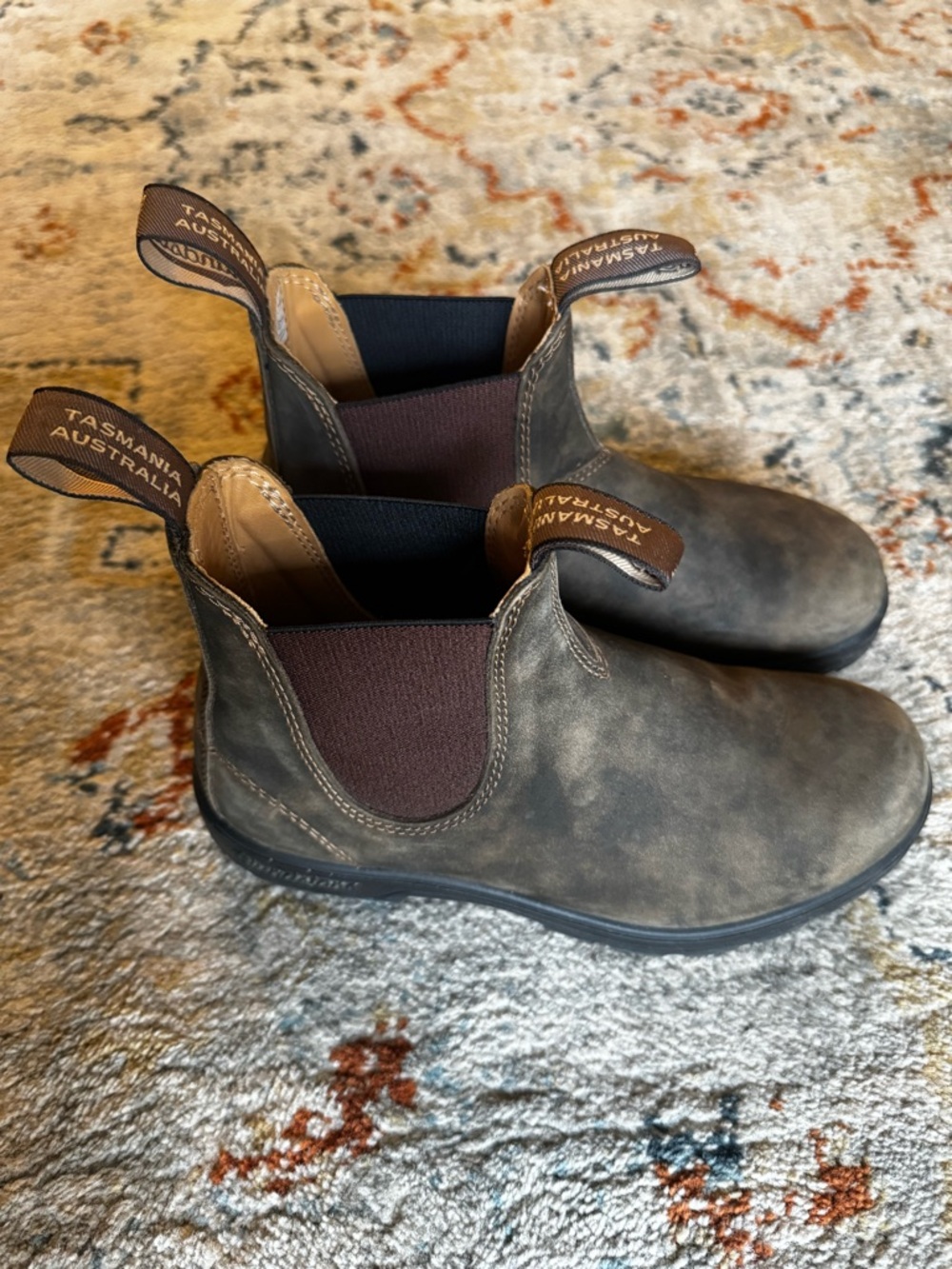 Blundstone Classic Chelsea Boots - Picture 2 of 5